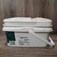 Feisty Mare Supplement *1/3 +/- full, dirty box, cracked/broken lid - still seals