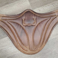 Large Belly Girth, 2x els, Caribiner *vgc, clean, mnr residue, stains, scrapes & scratches, seams: mnr dirt & hair