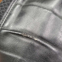 JUNIORS Pr Synthetic Mesh Half Chaps *gc, mnr dirt, creased, folded/holey edges