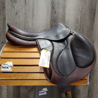 18" *W 6" Devoucoux Chiberta Monoflap Saddle, 2 Breastplate D Rings, Green Devoucoux Nylon Cover, Lg Front & Back Exterior Blocks, Foam Panels, Flaps: 13"L x 13.5"W Serial #: 15S13006094 Arcade Normale 18 1A 2PB D3D