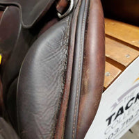 18" *W 6" Devoucoux Chiberta Monoflap Saddle, 2 Breastplate D Rings, Green Devoucoux Nylon Cover, Lg Front & Back Exterior Blocks, Foam Panels, Flaps: 13"L x 13.5"W Serial #: 15S13006094 Arcade Normale 18 1A 2PB D3D