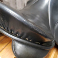 16" Adj *set XW 6.5" Dressage Saddle, Black/Green Nylon Cover, v.small Pencil Rolls, Rear Gusset Panels, Wool Flocking, Flaps: 16"L x 12.5"W Serial #: 165 KL 017