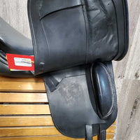 18" Adj *set XW 6.25" Schleese Liberty Dressage Saddle, 2 Lg Front Velcro Blocks, Navy Schleese Fleece Lined Cover, Cutback Pommel, Shoulder Relief Panels, Rear Gussets, Wool Flocking, Flaps: 17"L x 12.5"W Serial #: 3 HW SR 4-18 10366S0411