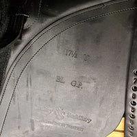 17.5 XW *8" Sankey Black Label All Purpose, 2 Billet Guards, 2 Front Velcro Blocks, Black Sankey Cover