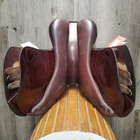 17" MW 5.25" Vega Close Contact, 2 Billet Guards, Black Vega 1/2 Cover, Wool/Felt Panels, Med Front & Back Blocks, Flaps: 13.25"l x 13"W Serial #: 17 N 2612105 M 2 -1.5