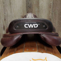 17.5" *MW *5.5" CWD 2Gs Mademoiselle Close Contact, 2 Billet Guards, Red CWD Cover, Foam Panels, Med Front & Back Blocks, Flaps: 24.5"L x 13.5"W Serial #: SE32 S2 TC 3L PA 305 RT 17 56636