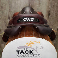 17" *W 5.5" CWD 2Gs Close Contact Saddle, 2 Billet Guards, Red Cotton CWD Cover, Foam Panels, Med Front & Back Blocks, Flaps: 14"L x 14.5"w Serial #: SE 29 S1 CC TR PA 715 205 305 RT R6 16 46364