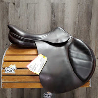 17.5" *W 5.75" Amerigo C Close Contact, Yellow Amerigo Cover, Wool Flocking, Med Front & Hind Blocks, Flaps: 14"L x 13.5"W Serial #: 17-1/2 L1920103 C2 +1/2