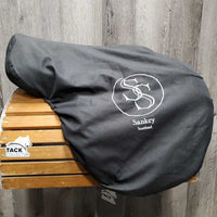 17.5" W *5.5" Sankey Jacinda Close Contact Saddle, 2 Billet Guards, Sankey Nylon Black Cover, Med Front & Back Blocks, Wool Flocking, Front & Rear Gusset Panels, Flaps: 12.75"L x 14" W Serial #17.5 W 129915