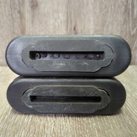 Plastic Stirrup Irons *vgc, mnr dirt, scuffs, scrape & stains