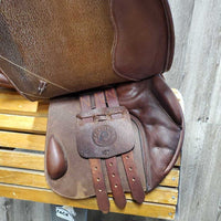 17 XW *6.5" Pariani Close Contact, 2 Billet Guards, Navy Pariani Cover, Med Front & Back Blocks, Wool Flocking, Rear Gusset Panels, Flaps: 14.5"L x 13.5"W Serial #: 109 12 88