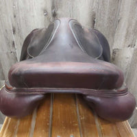 17.5 *M/MW *5" CWD SE02 Close Contact, 2 Billet Guards, Leather Cantle Cover, 2 Grey Bridging Shims, Red CWD Cover, Foam Panels, Med Front & Back Blocks, Flaps: 13.5"L x 13.5"W Serial #: SE02 175 TR 2L PA 705 205 305 RT 13 26194