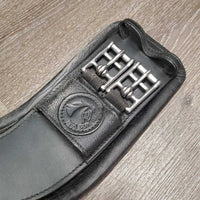 Shoulder Relief Anatomical Short Girth, leather liner, center els *vgc, dirt, residue, faded