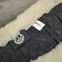 Quilt & SheepSkin Short - Dressage Belly Girth, 2x Els, D Ring *vgc, clean, mnr clumpy, hairy, stains & holey spots