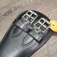 Padded Leather Dressage - Short Girth *vgc/xc, mnr scratches, hairy & dirty seams
