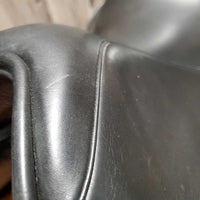 18" *Adj Green (N/M) in *5.25" Fairfax "Original" Monoflap Dressage Saddle, Brown Fairfax Fleece Cover, Wool Flocking, Front & Rear Gusset Panels, Lg Exterior Front Blocks, Flaps: 18"L x 13.5"W Serial # 18 032 023