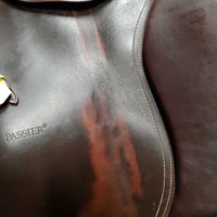 17.5" XW 6.5" Passier Close Contact, 2 Billet Guards, 4 Velcro Blocks, Black TackHack Cover, Wool Flocking, Rear Gusset Panels, Flaps: 14.25"L x 14"W Serial #: 17.5 303158