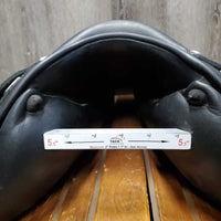 17/17.5" Adj *set MW *5.5" Erreplus Elena Dressage Saddle, Black LeMieux Cover, Wool Flocking, Xlg Exterior Front Blocks, Shoulder Relief Panels, Flaps: 19.5"L x 11"W Serial #: 170246672BLAI