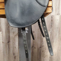 17/17.5" Adj *set MW *5.5" Erreplus Elena Dressage Saddle, Black LeMieux Cover, Wool Flocking, Xlg Exterior Front Blocks, Shoulder Relief Panels, Flaps: 19.5"L x 11"W Serial #: 170246672BLAI