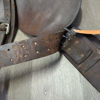 Middleton & Sons WW1 Cavalry Saddle, 2x Stirrup Irons & Leathers, Girth *NOT for Riding - DISPLAY ONLY