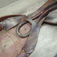 14" Silver Cloud Peruvians Show Saddle: 3 pads, 2 wool/1 Corona (leather), Tapacola(tail), Batacola(crupper), Cruzeta(connector), Retrancas(straps), Stirrups, latigos, String Cinch, Breastplate, Headstall, Hackamore, Reins, Tapa Ojos (eye covers), Bag