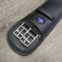 Synthetic & Neoprene Short - Dressage Anatomical Girth, CAIR Padding, Center Clip, 2x els, tag *new