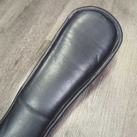 Thick Padded Anatomical Short - Dressage Girth, 2x els *vgc, clean, mnr residue/film & creases