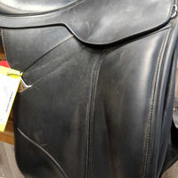 17.5" Adj *3XW Gullet In Bates Wide "Luxe" Dressage Saddle, 2 Lg Front Velcro Blocks, Purple Bates Cover, 2XW Gullet/Box, Leather Pouch: tool, book, balsam, CAIR Panels, Front & Rear Gusset Panels, Flaps 17"L x 12.5"W Serial #: DR 1801283-44 +17.5