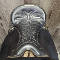 16" XW Big Horn Synthetic & Leather Endurance Saddle, 1 latigo, 1 off-billet, 2 laces, Plastic Stirrups, 2 Fender Hobbles Serial #: 116