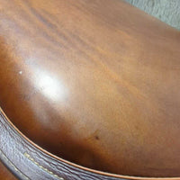 17.5" M *4.75" Amerigo Farouche Close Contact, 2 Billet Guards, Yellow Amerigo Cover, Med Front & Back Blocks, Wool Flocking, Flaps: 13.5" W x 13.5"W Serial # 17 1/2 N 1055036 M 2
