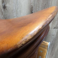 17.5" M *4.75" Amerigo Farouche Close Contact, 2 Billet Guards, Yellow Amerigo Cover, Med Front & Back Blocks, Wool Flocking, Flaps: 13.5" W x 13.5"W Serial # 17 1/2 N 1055036 M 2