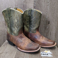 BOYS Square Toe Western Boots *xc, clean, toes: mnr dings, slices, scuffs & rubs