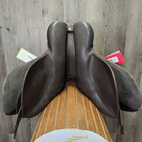 16.5" Adj *Med/Black in Wintec AP Saddle, 2x Front Velcro Blocks, 2 Billet Guards, 4 Extra Gullets: Red, White, Green & Yellow, CAIR Panels, Front & Rear Gusset Panels, Flaps: 15"L x 13" W Serial #: 341605