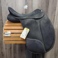 17.5 Adj *Red/Wide gullet Wintec Pro Dressage Saddle, 1 Front Velcro Block, CAIR Panels, Front & Rear Gusset Panels, Flap Billet Straps, Flaps: 17"L x 12" W Serial #371552