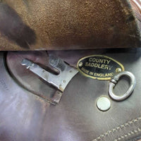 16.5" MW *5.25" County Stabilizer Close Contact, 2 Billet Guards, Green County Cover, Wool Flocking, Med Front Blocks, Rear Gusset Panels, Flaps: 14.5"L x 12.5"W Serial #: 2 99042308 16-1/2 W