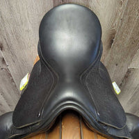 17" MW *5.25" County Fusion Dressage Saddle, Black County Saddle Cover, Xlg Exterior Front Blocks, Rear Gusset Panels, Wool Flocking, Flaps: 17"L x 11"W Serial #: 17W 2 16060679
