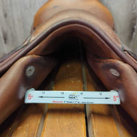 17.5 MW *5" CWD SE01 Close Contact Hunter Saddle, 2 Billet Guards, Red CWD Cover, Med Front & Back Blocks, Foam Panels, Flaps: 14.5L x 13.5"W Serial #: SE01 175 TC 3L PA 710 205 505 072171 S0-512