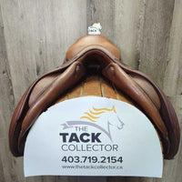 17.5 MW *5" CWD SE01 Close Contact Hunter Saddle, 2 Billet Guards, Red CWD Cover, Med Front & Back Blocks, Foam Panels, Flaps: 14.5L x 13.5"W Serial #: SE01 175 TC 3L PA 710 205 505 072171 S0-512