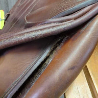 17.5 MW *5" CWD SE01 Close Contact Hunter Saddle, 2 Billet Guards, Red CWD Cover, Med Front & Back Blocks, Foam Panels, Flaps: 14.5L x 13.5"W Serial #: SE01 175 TC 3L PA 710 205 505 072171 S0-512