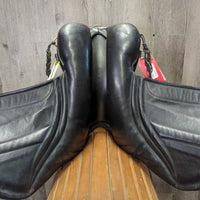 18 XW *6.75" Black Country Vinici Monoflap Dressage Saddle, x4 laces, Wool Flocking, Front & Rear Gusset Panels, Flaps: 15.5"L x 14"W Serial #: 11021 18M W Springtree