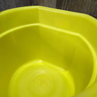 Flat Back Plastic Bucket *vgc, clean, mnr scratches, scuffs & chews, rust