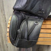 17" Adj *Blue M/W In Bates Isabell Werth, 2 Med/Lg Front Velcro Blocks, Synthetic Wool Flocking, Front & Rear Gusset Panels, Flaps: 16"L x 11"W, Serial # V0611637-44