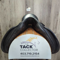 17 W *5.75" Black Country Eloquence Dressage Saddle, Black Country Black Cotton Cover, Lg Front Blocks, Front & Rear Gusset Panels, Wool Flocking, Flaps: 16"L x 11"W Serial #: 17 T 15290