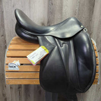 18" MW *5.25" Devoucoux Monoflap Dressage Saddle, Green Devoucoux Cover, Foam Panels, Lg Exterior Front Blocks, Flaps: 16"L x 11"W Serial #: 1171 07 18 3A PX410 PX315 PXLUZ