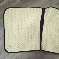 Thin Satin Quilt Dressage Saddle Pad, Mesh Spine *vgc, clean, mnr hair, creased