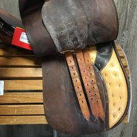 17 MW *5.25 Passier Century Dressage, 2 Billet Guards, Wool Flocking, 0 Blocks, Flaps: 16.25"L x 12"W Serial #: 179901