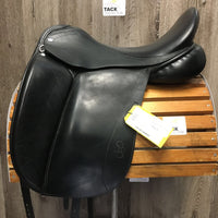 17.5 MW *5 Sankey XTSS Template Dressage Saddle, Black Sankey Cover, Large Front Blocks, Front & Back Gusset Panels, Wool Flocked, Flaps: 15.75"L x 12"W Serial # 18 T XTSS 019415