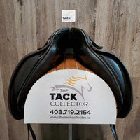 17.5 Adj *set M/W Schleese Ostergaard Dressage Saddle, Brown Vinyl Cover, Xlg Front Changeable Blocks, Wool Flocked, Rear Gusset Panels, Flaps: 17"L x 12" W Serial #: 2658 GOH0900
