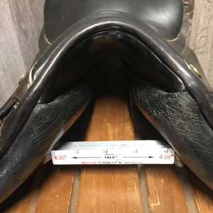 17" Med *4.25" Collegiate Dressage, 2 Billet Guards, Foam Panels, Sm Front Pencil Blocks, Flaps: 17"L x 12"W Serial #: 6528