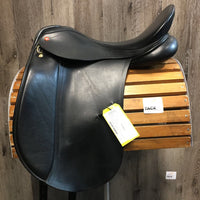 18 MW *5 Albion Legend K2 Dressage Saddle, Red Albion Fleece Cover, Black Leather Cantle Cover, Wool Flocking, Front & Rear Gusset Panels, Lg Front Blocks, Flaps: 16.75"L x 12.5"W Serial #: 315 18 68981
